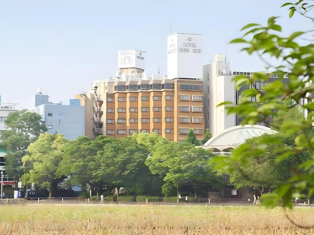 Parkside Hotel 3*