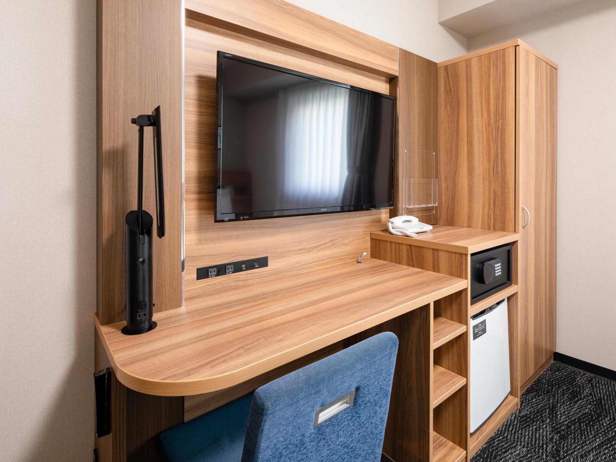 Hotel Comfort Era Higashi Kanda 3*