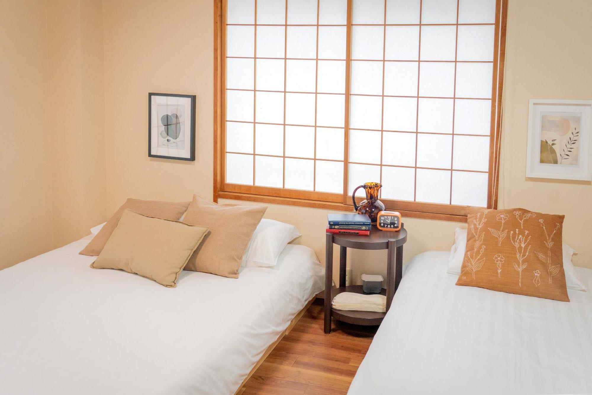 Skyview Serenity Duplex Shinjuku Tokyo