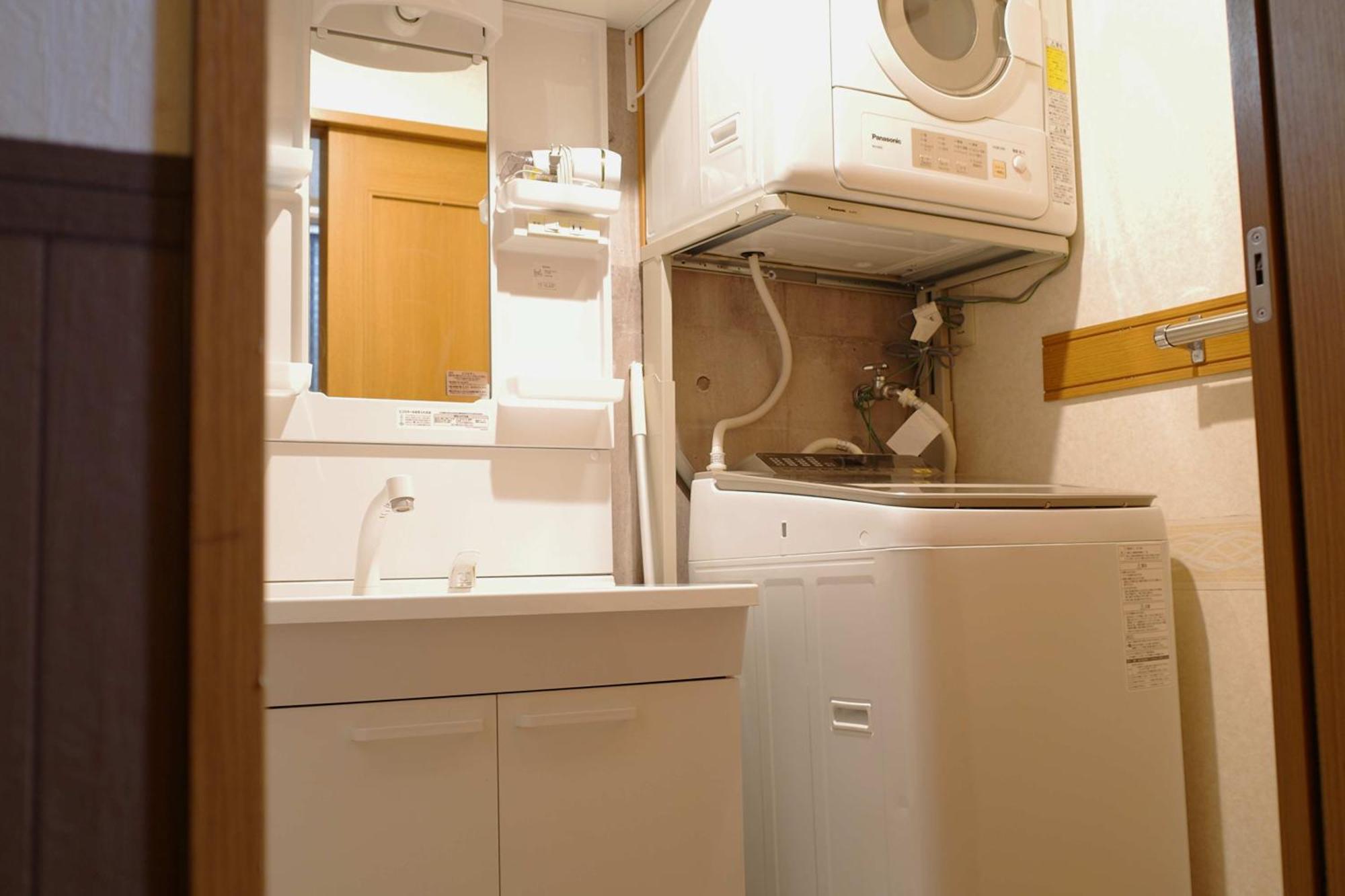 2s Jr Yamanote Komagome, 3 Storey 101sq 4br, Freepark Tokyo