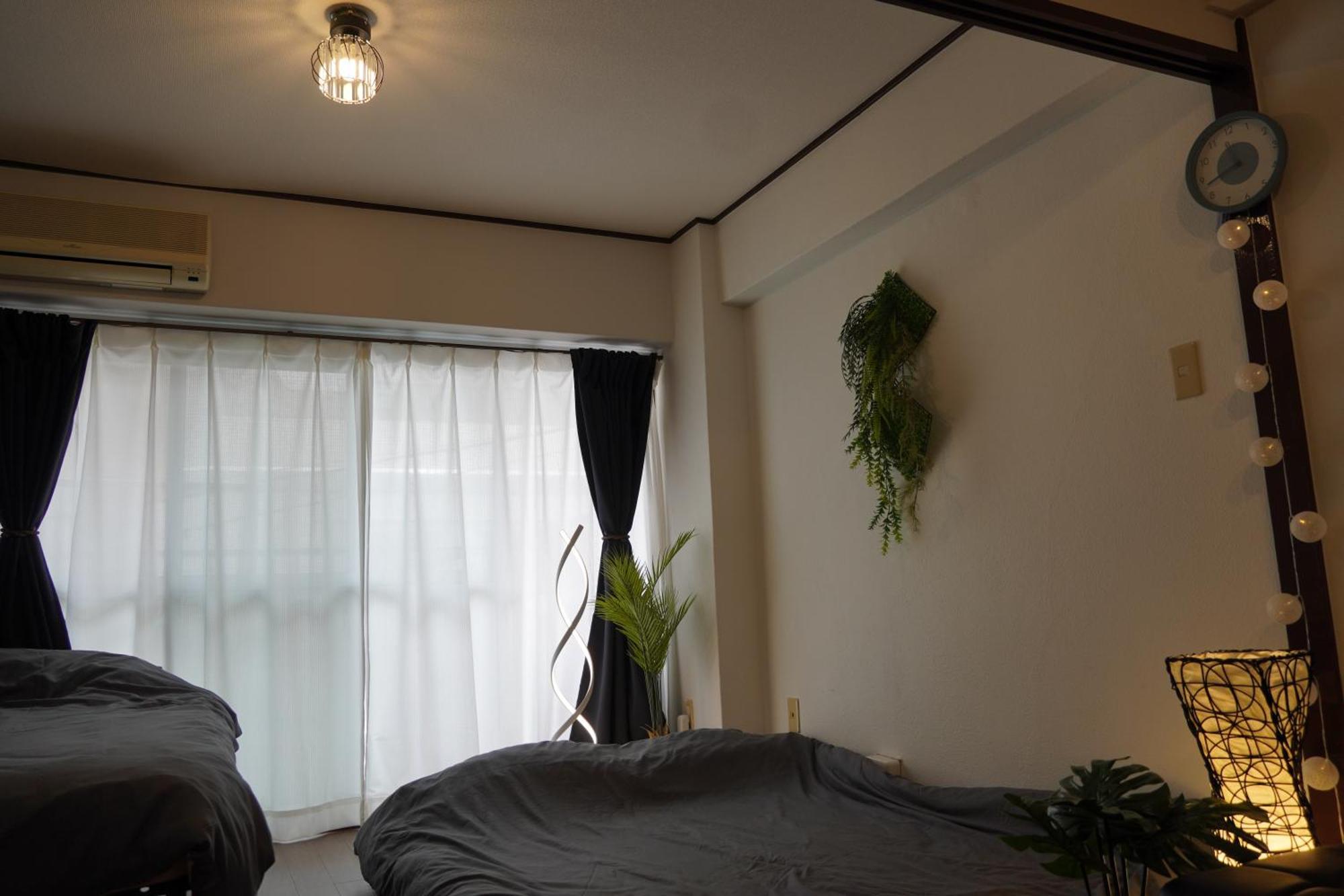 恵比寿駅から徒歩1分 渋谷3分 新宿10分 30m2でゆったり 最高の立地 302号室 Apartment