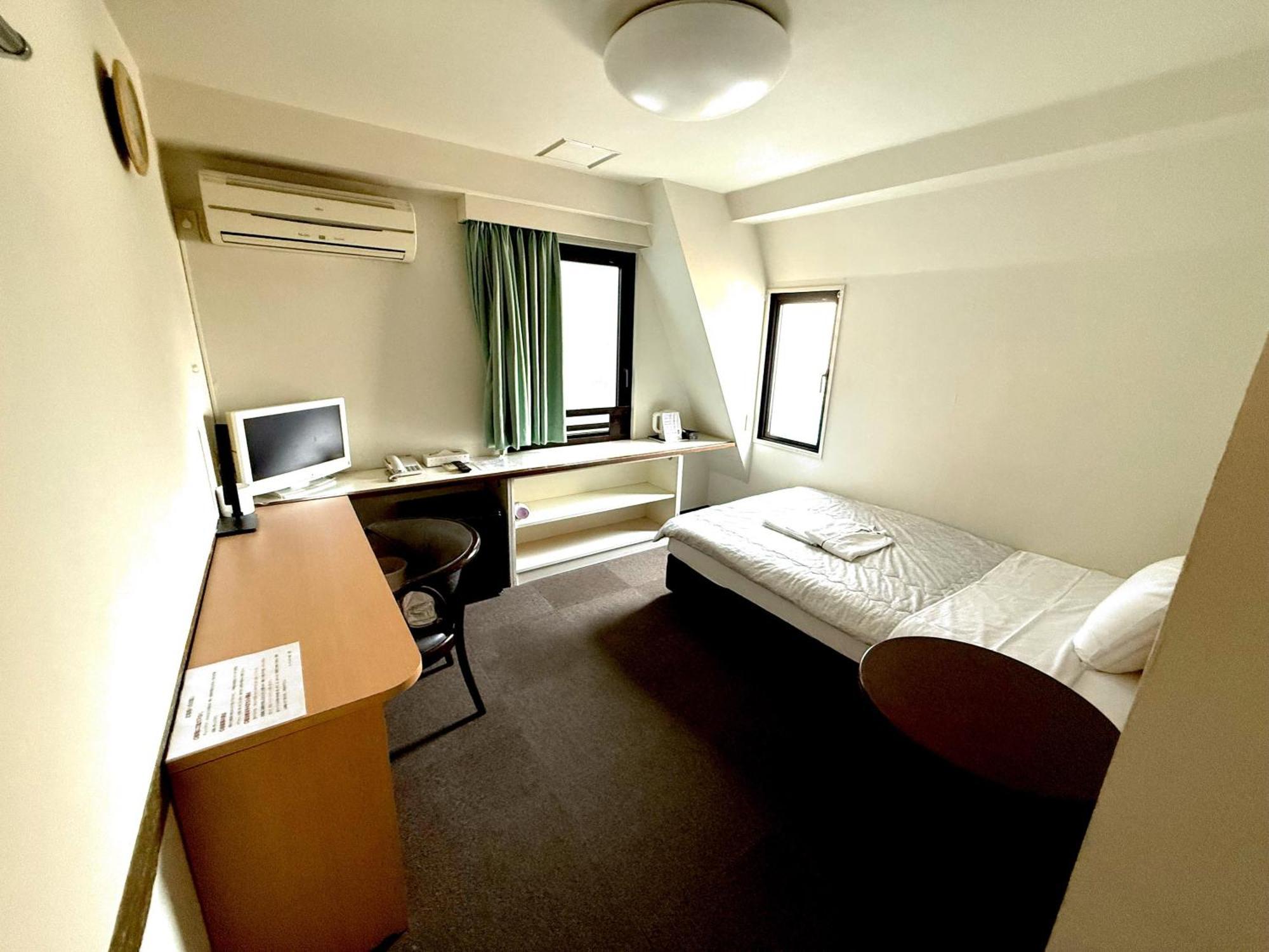 Hotel Urban Morishita 2*