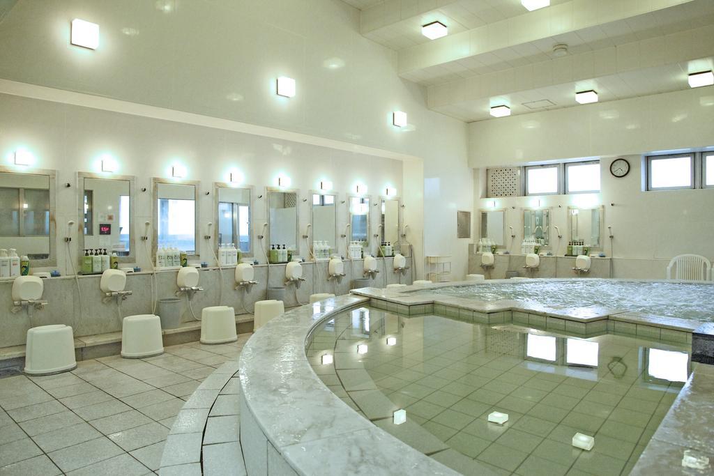 Sauna And Capsule Dandy Capsule hotel Tokyo