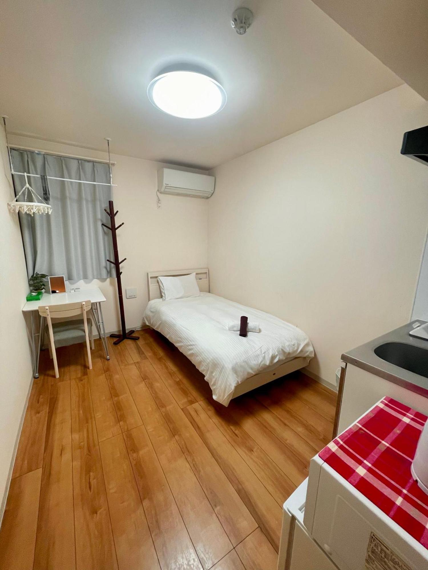 Apartment Uhome Kamiitabashi *