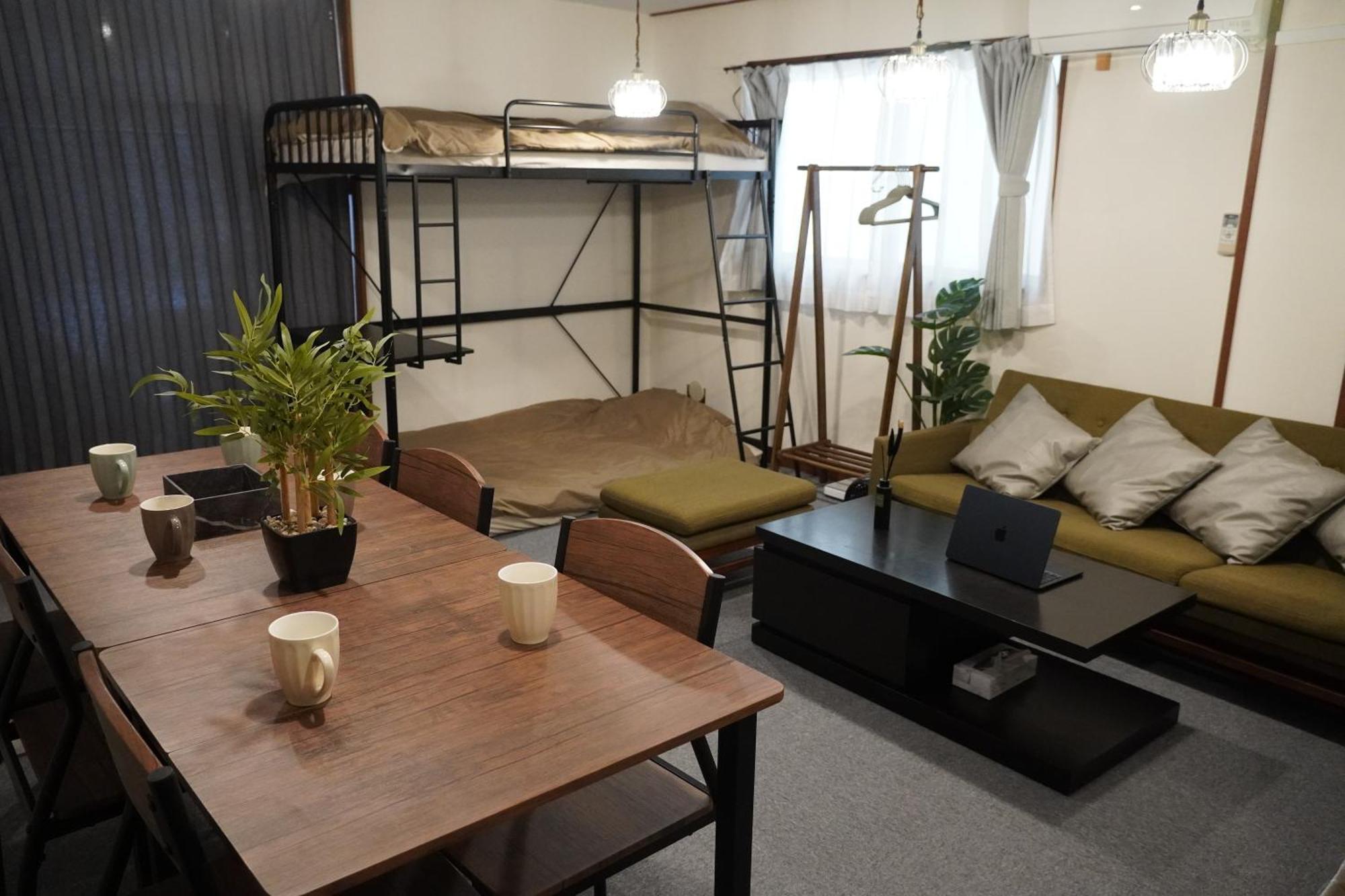 駅から徒歩4分/ビル3階全体/広い部屋/広い屋上/和室/レインボーブリッジ/お台場