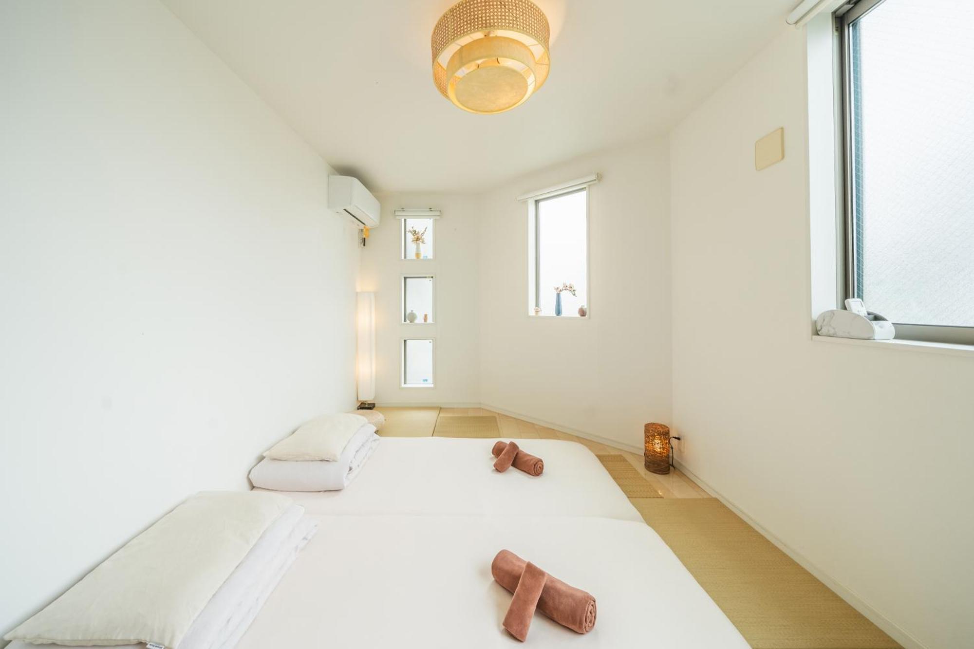 Qiqi House Tokyo: Spacious New For 8 With Easy Airport & Access Tokyo