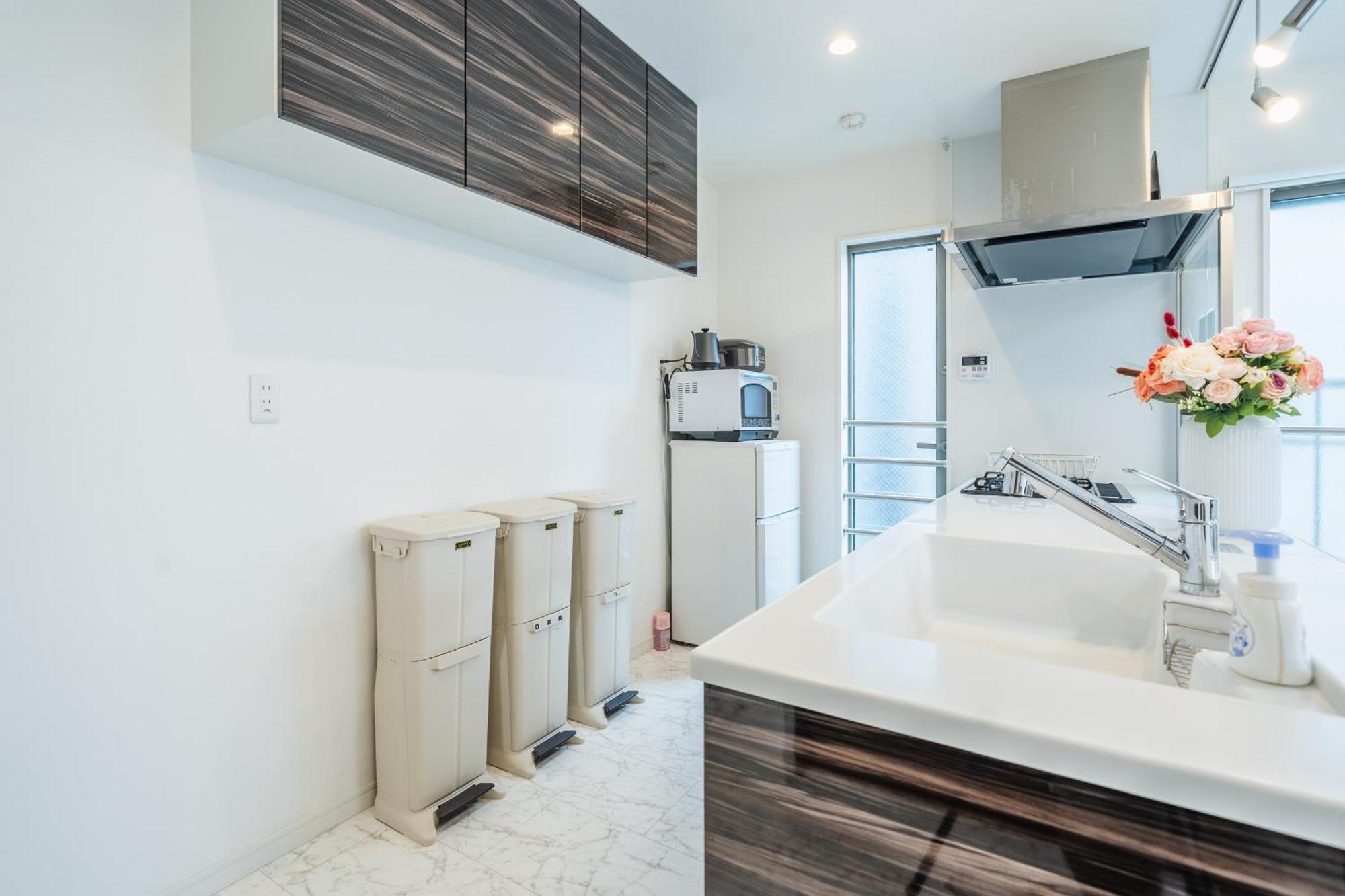Apartment Qiqi House Tokyo: Spacious New For 8 With Easy Airport & Access