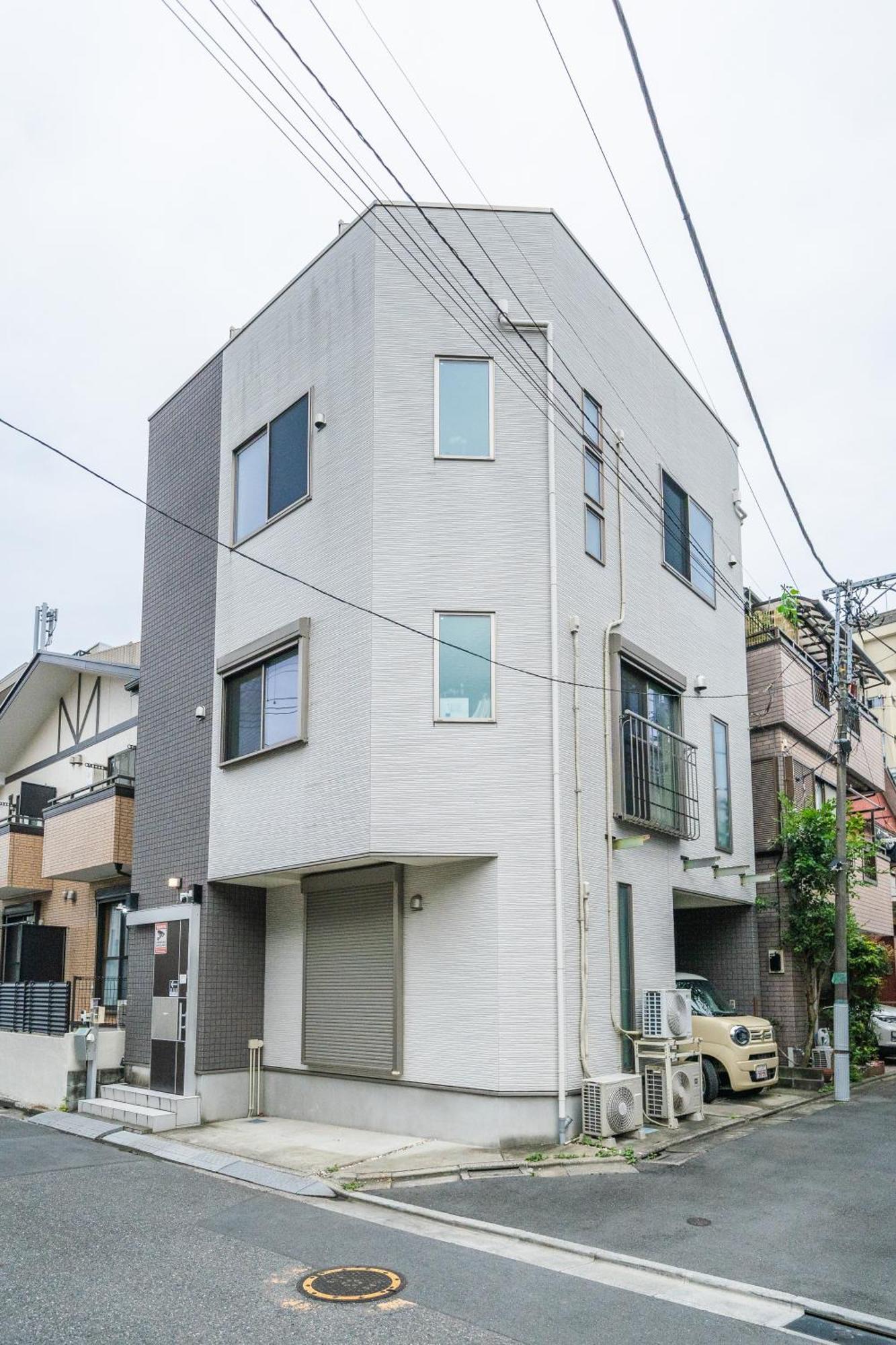 Apartment Qiqi House Tokyo: Spacious New For 8 With Easy Airport & Access