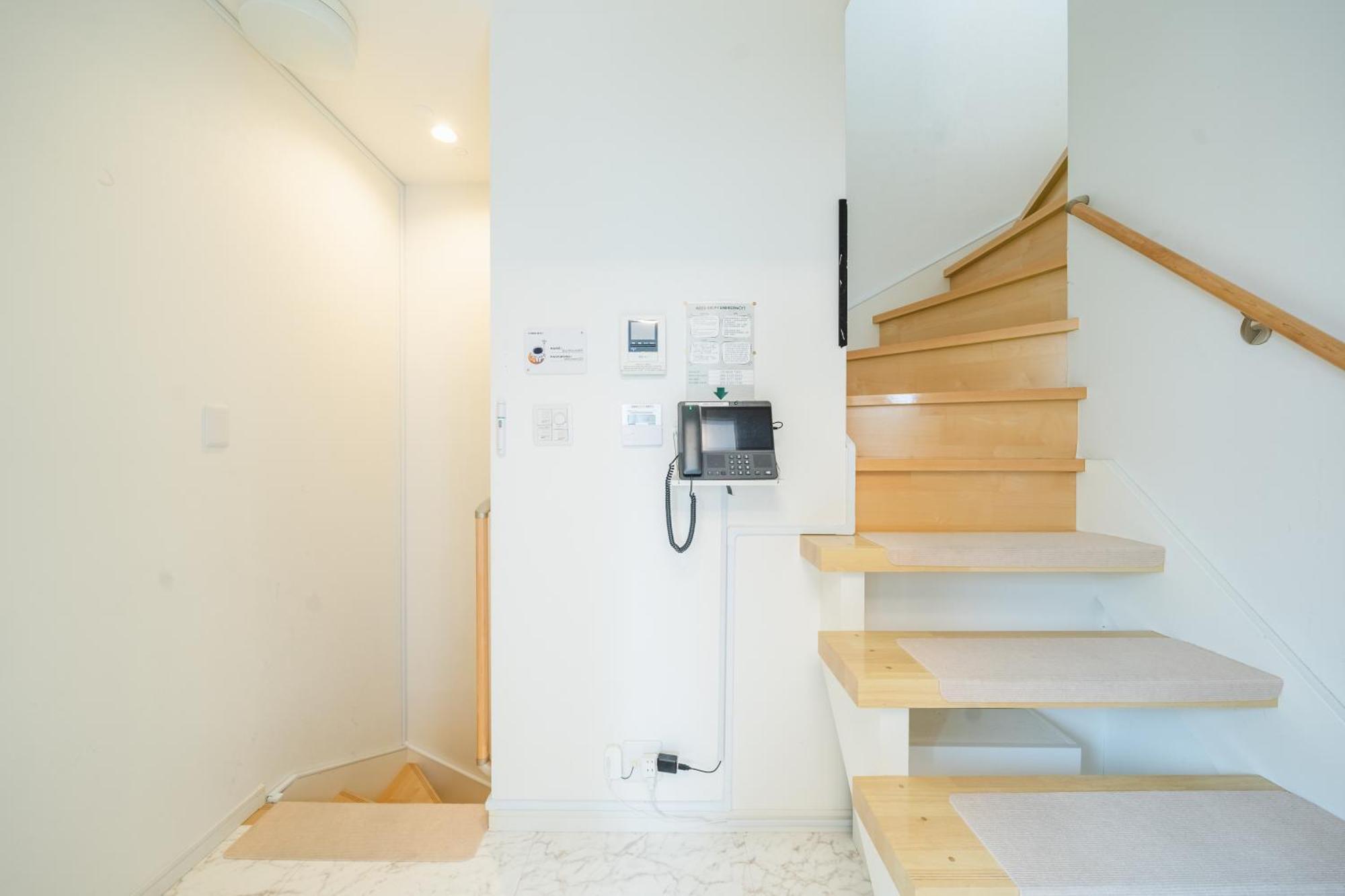 Qiqi House Tokyo: Spacious New For 8 With Easy Airport & Access Apartment *