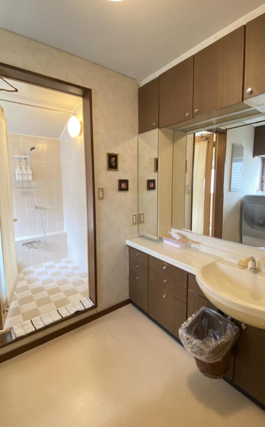 Chalet Diplomat House Very Close To Jr Station *