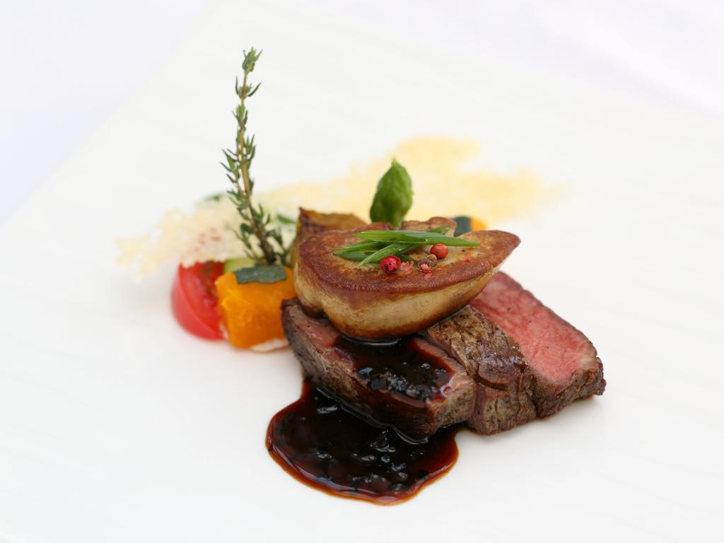 Monterey Ginza 4*