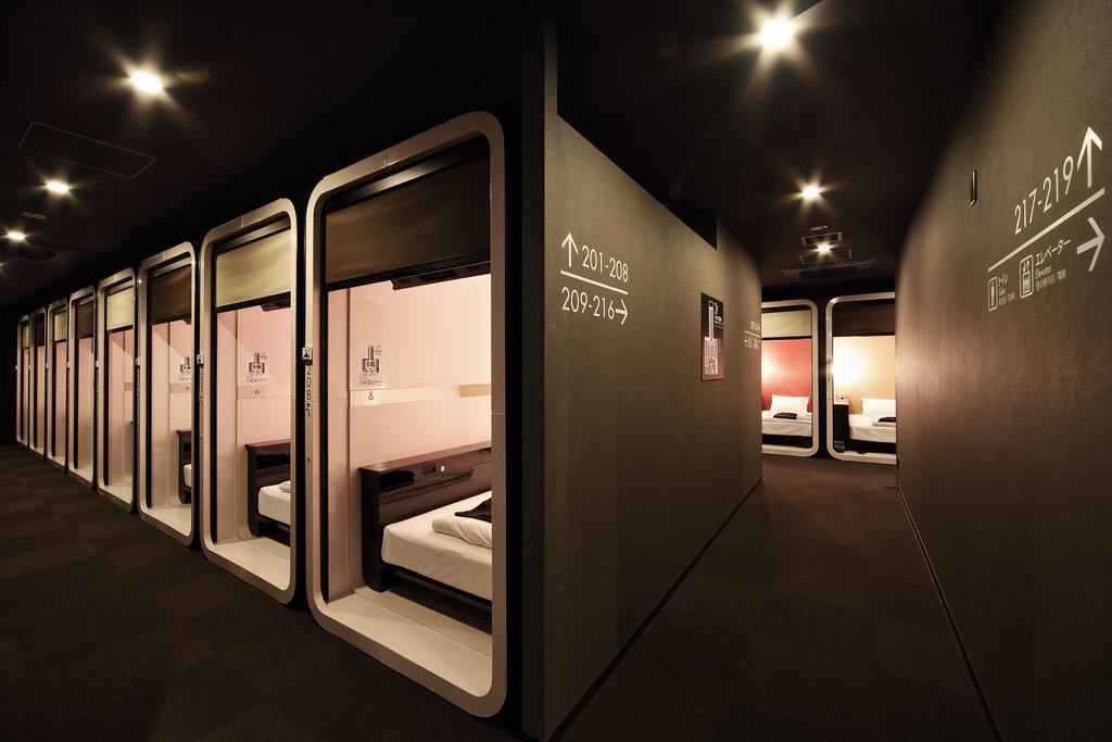 Capsule hotel First Tsukiji Tokyo