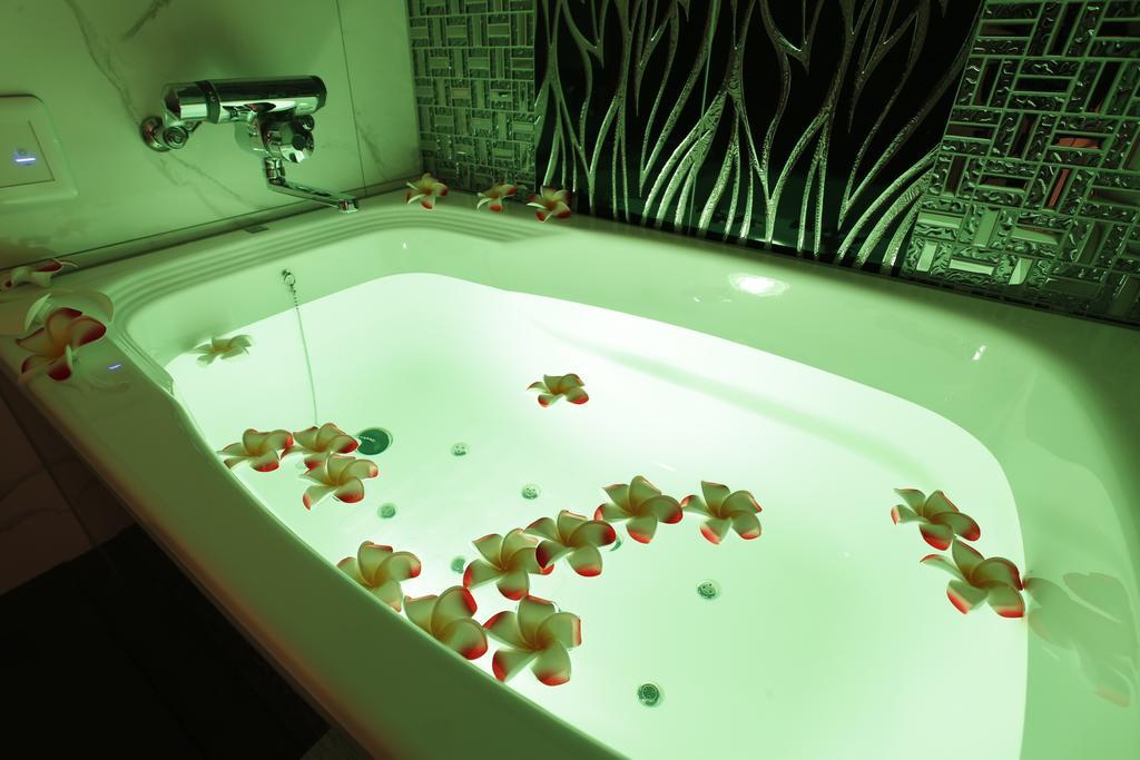 Moana Shinjuku (adults Only)