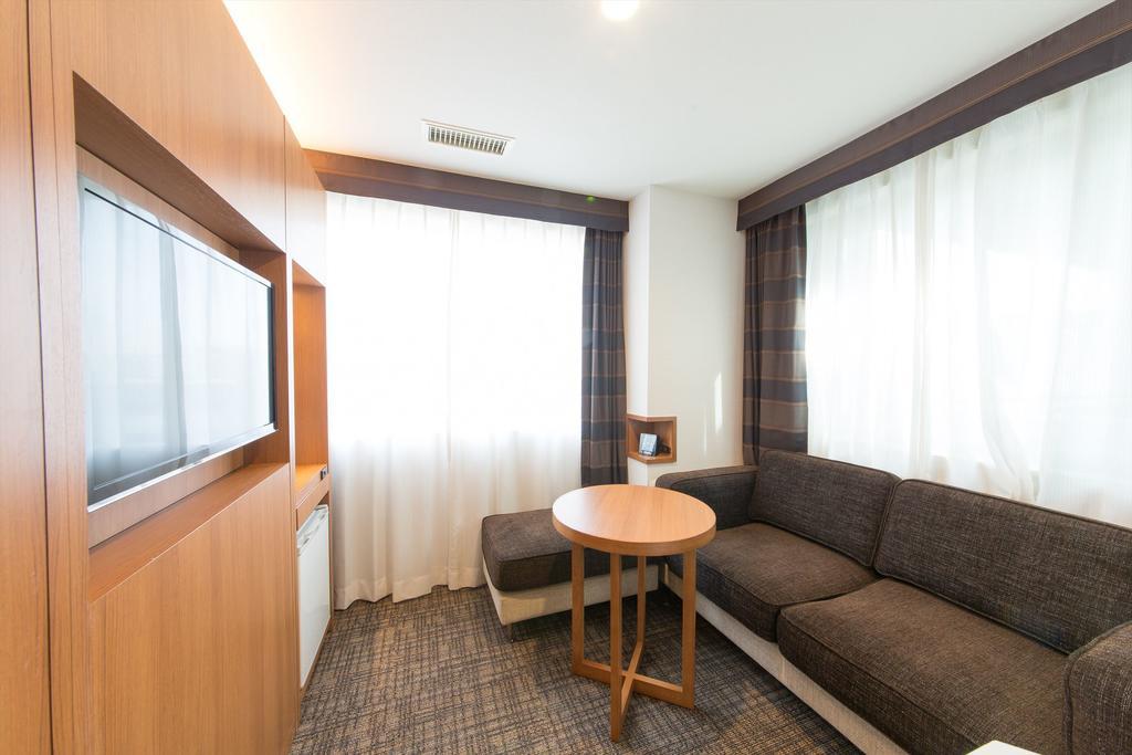 Almont Asakusa 3*