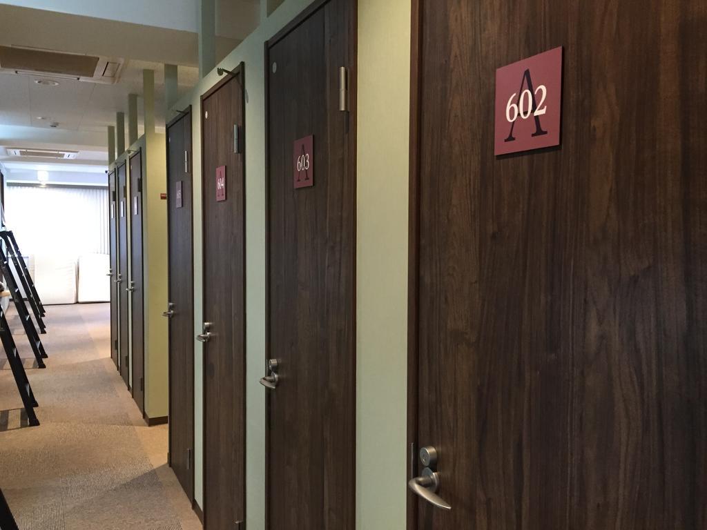 1 Night 1980 Asakusa Simple Capsule hotel