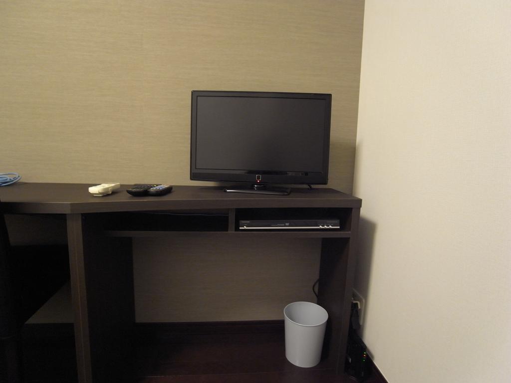 Apartment Palace Kojimachi Tokyo