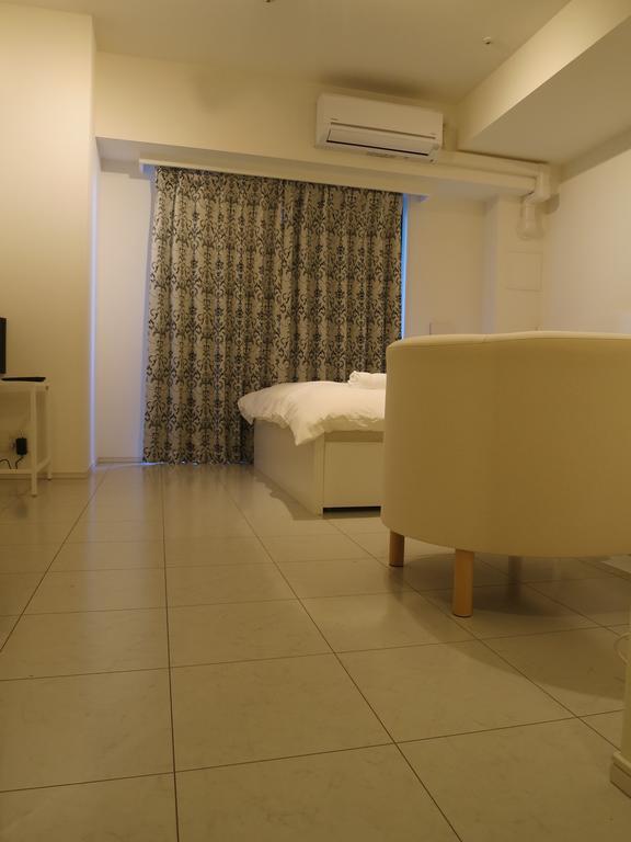 Apartment C'est Joli Ikegami Tokyo
