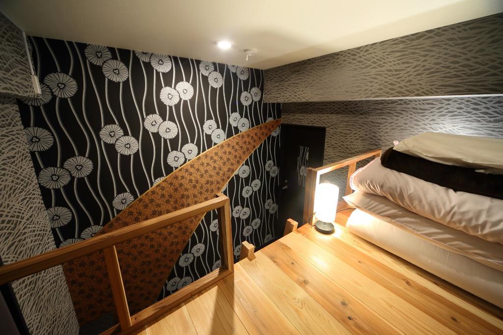 Ikidane House Hostel *