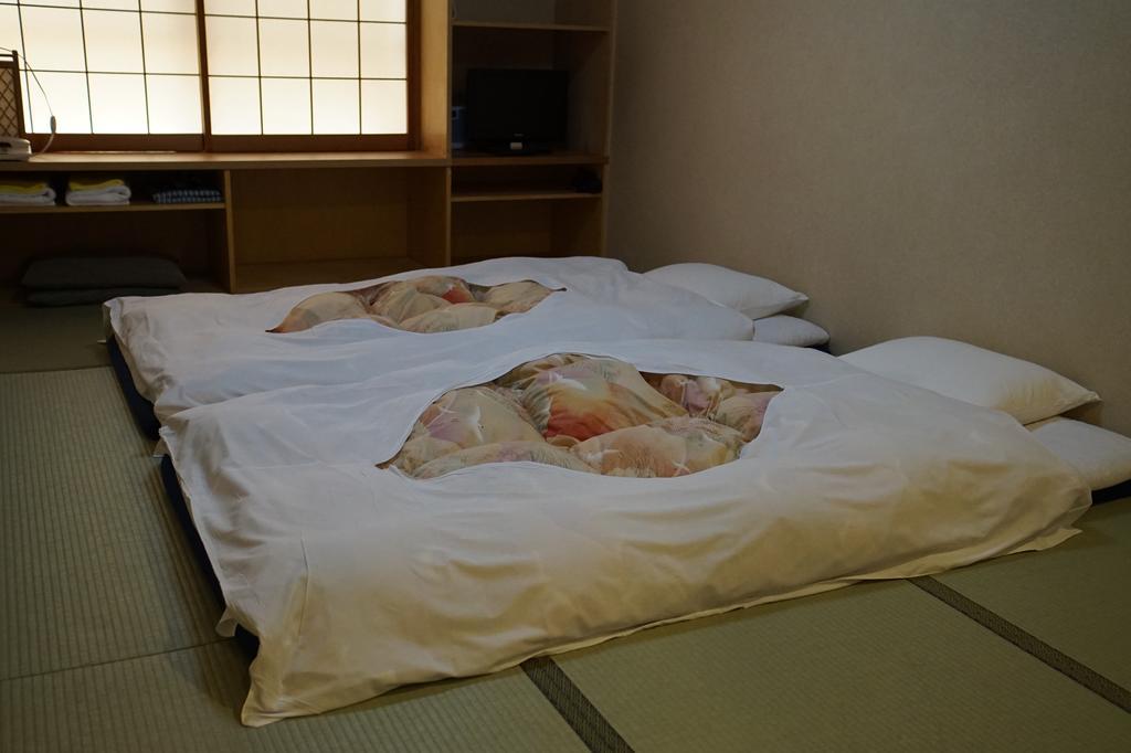 Annex Katsutaro Ryokan 2*