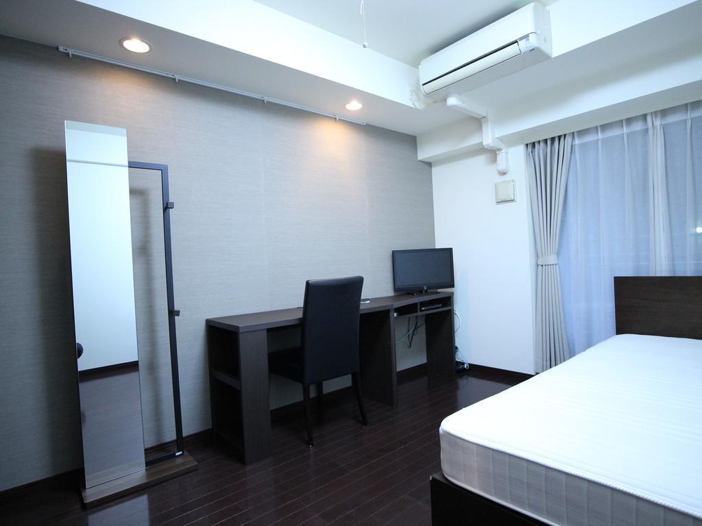 Apartment Palace Kojimachi Tokyo