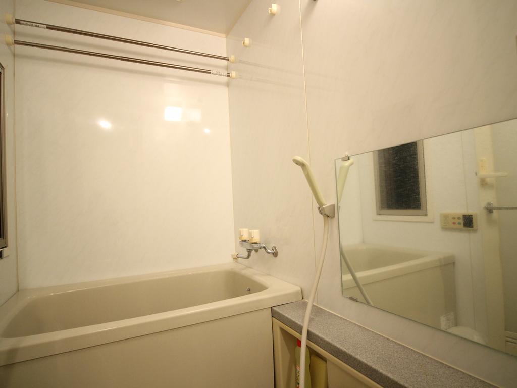 Palace Kojimachi Apartment *