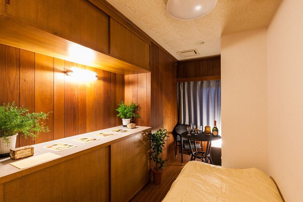 Gotanda Broadway Apartment Tokyo