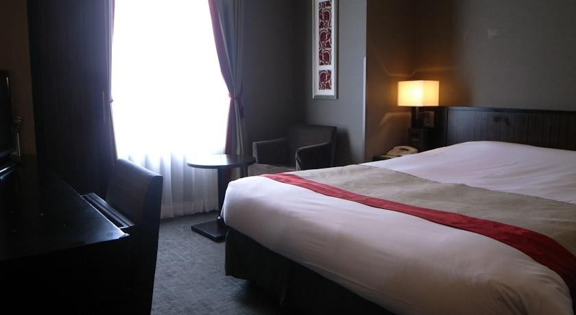 The Ritz-carlton,