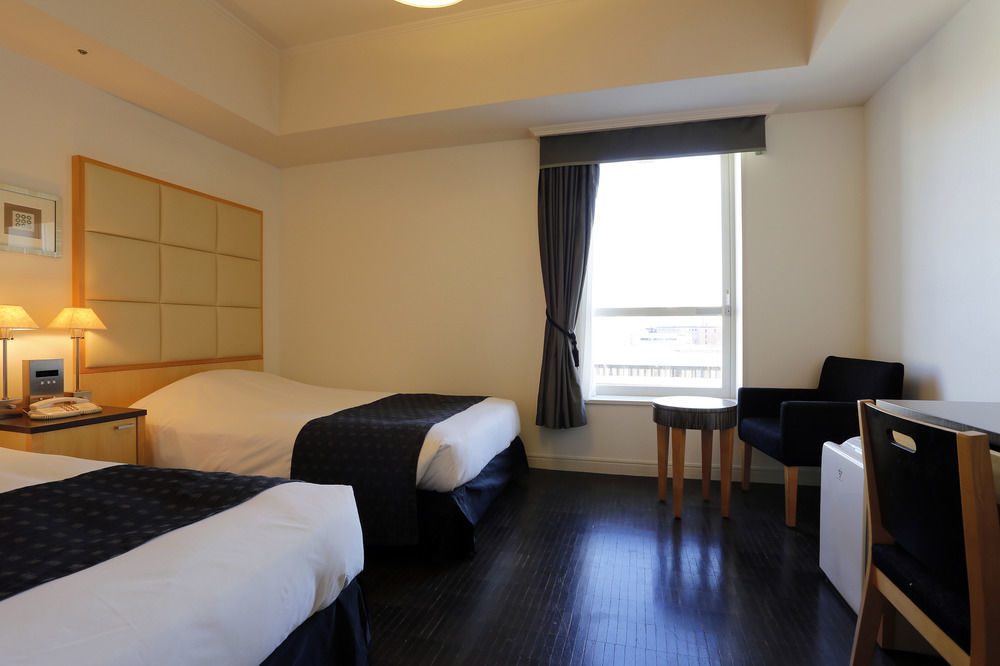 Monterey Ginza 4*