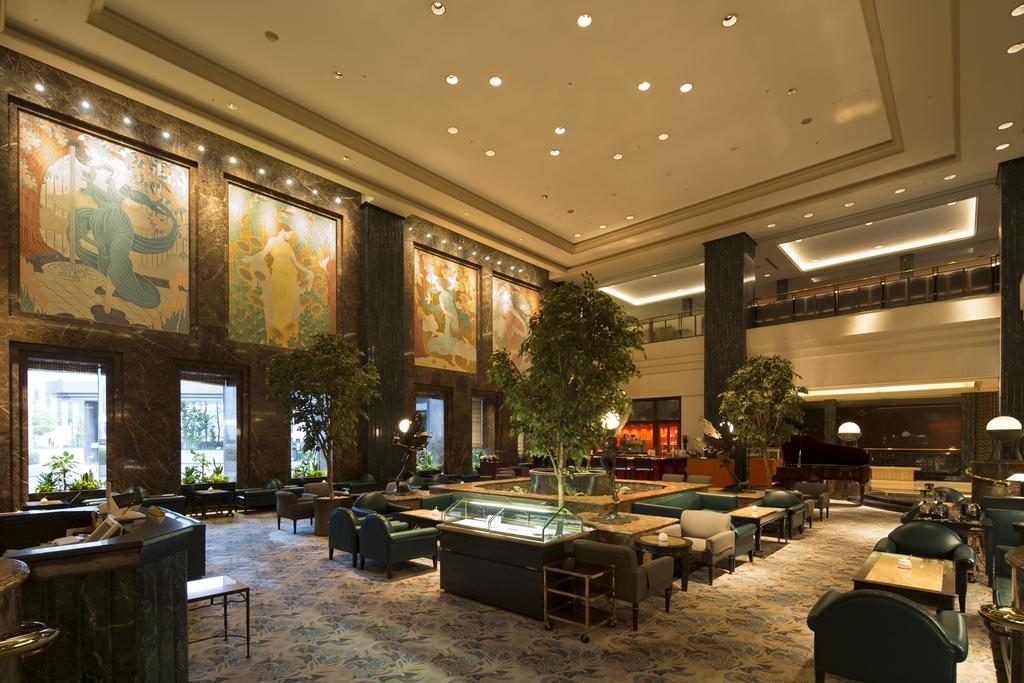 Hotel East 21