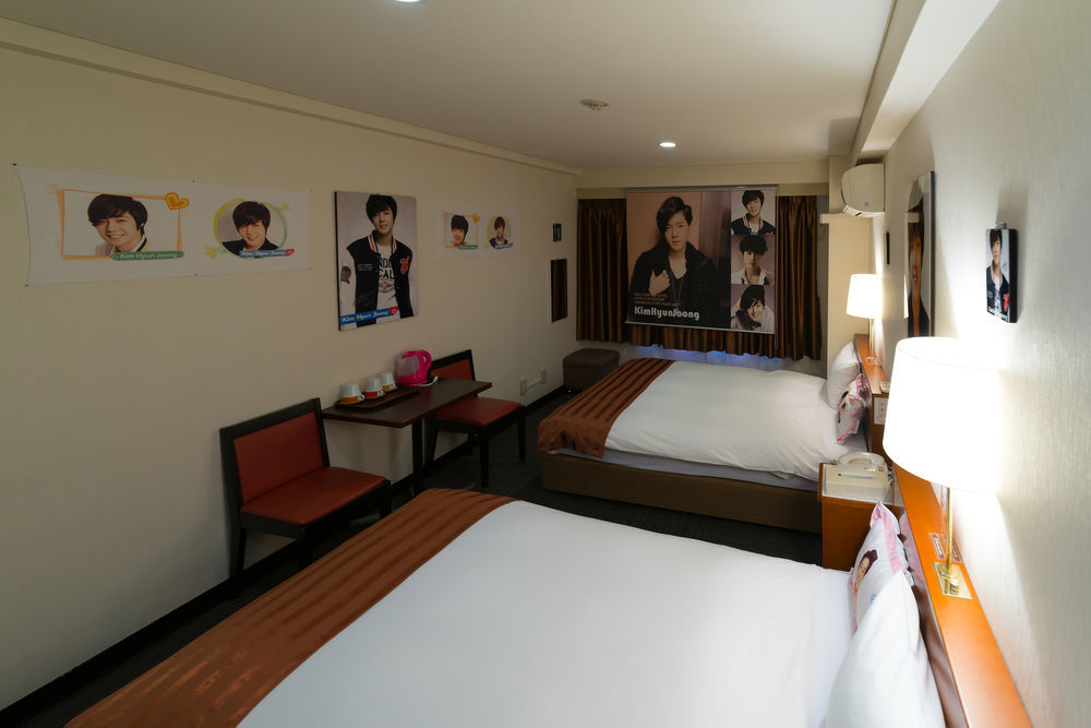 Plaza Hotel 2*
