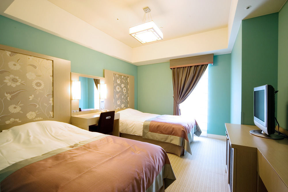 Monterey Hanzomon 4*