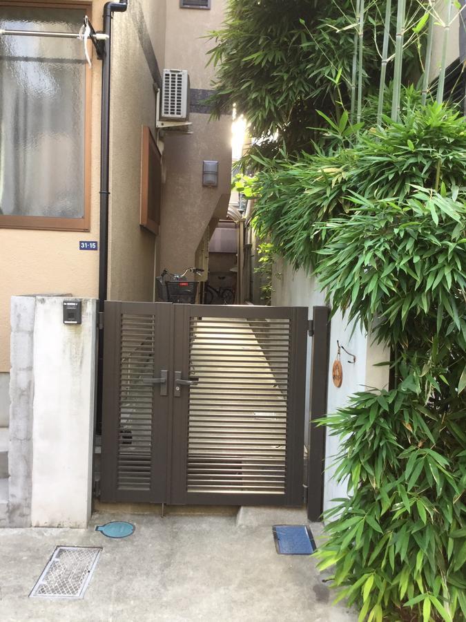 Raku Raku House Guest house Tokyo