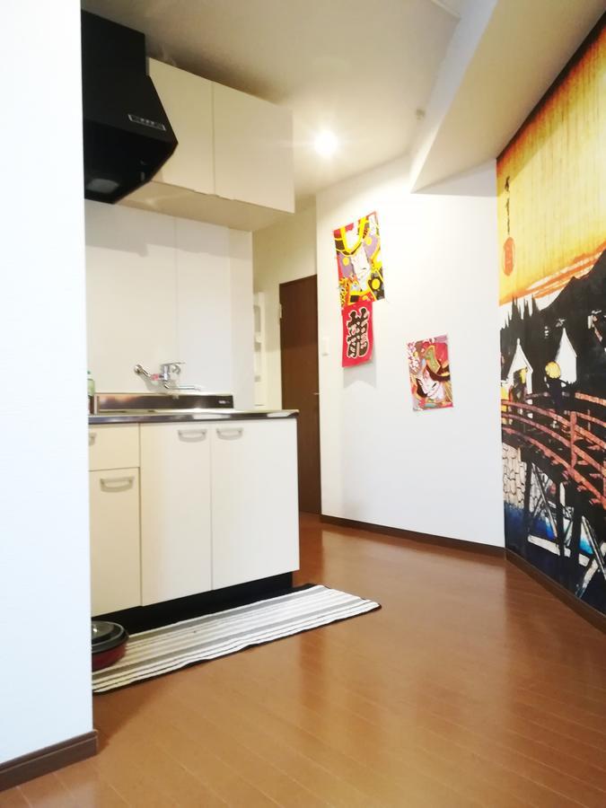 Shinjuku 3 *