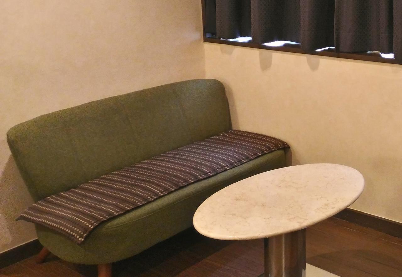 L Hotel