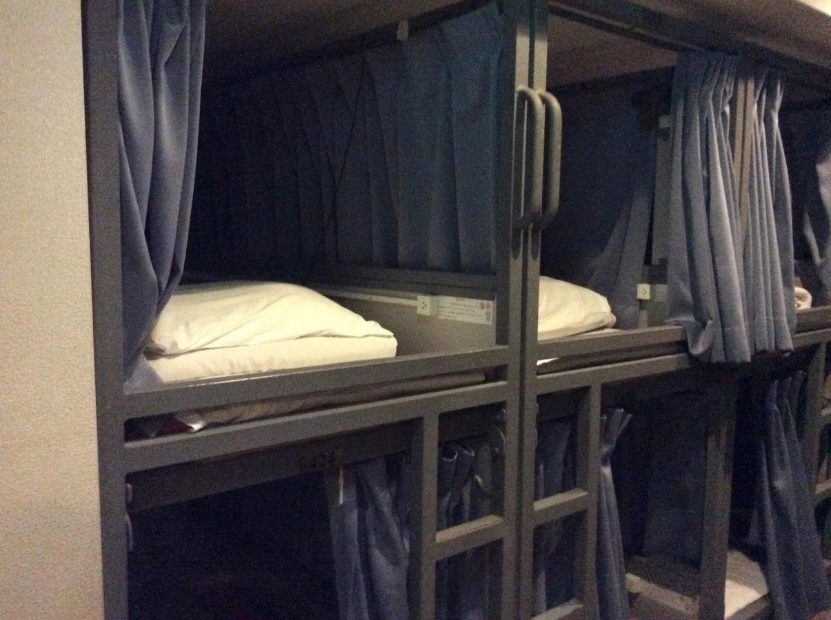 Ishino Onsen Vivi Capsule hotel