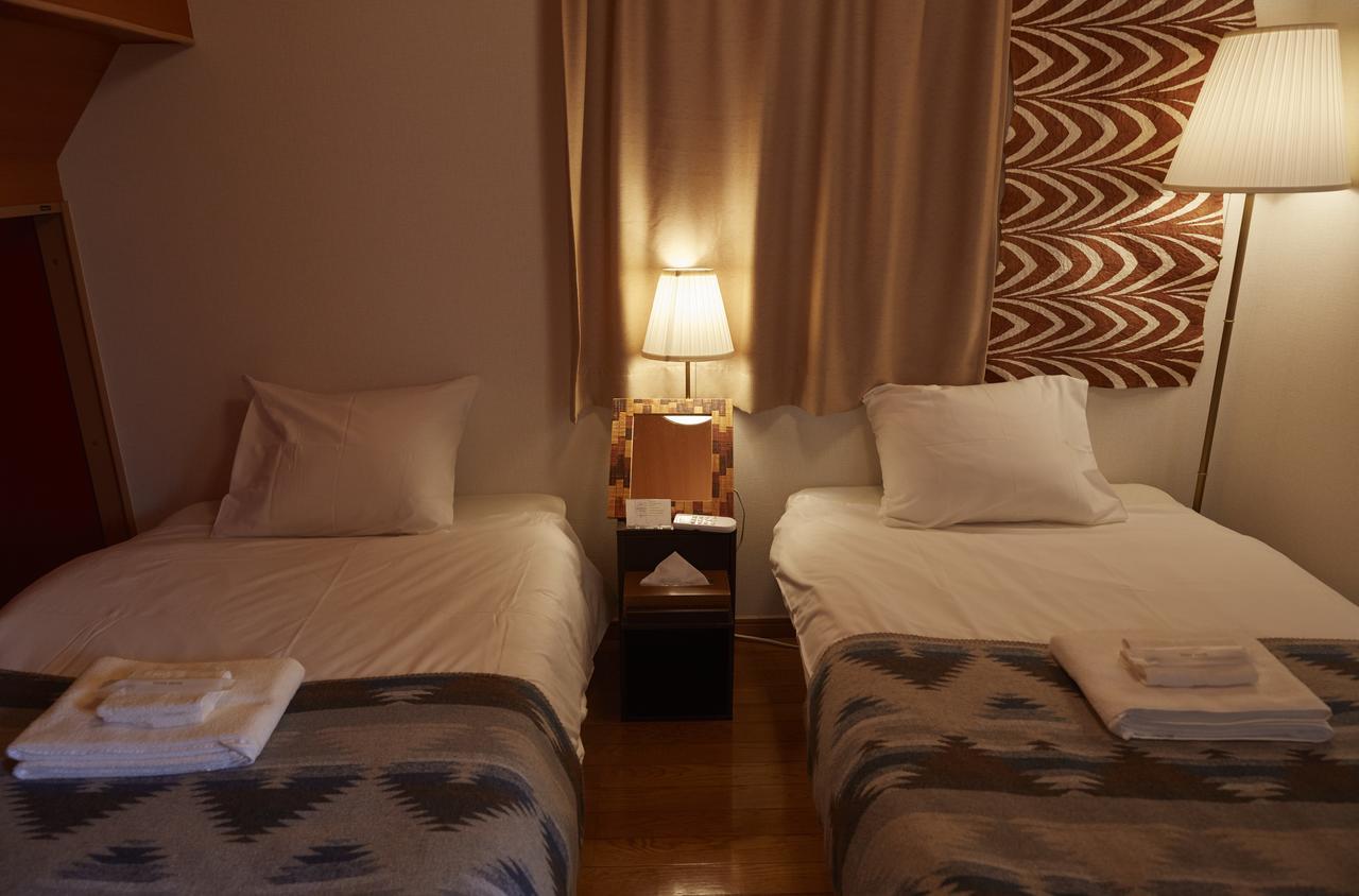 Japan Shinya Tokkyu Guest house *