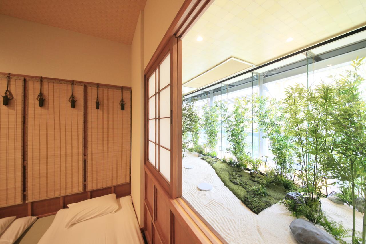 Ueno Station Oriental 1 Male Only 2*