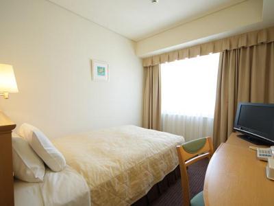 Unizo Shimbashi Hotel 3*