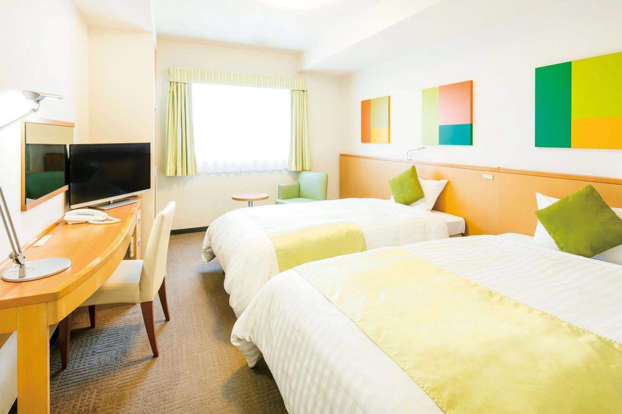 Lumiere Nishikasai Hotel Tokyo