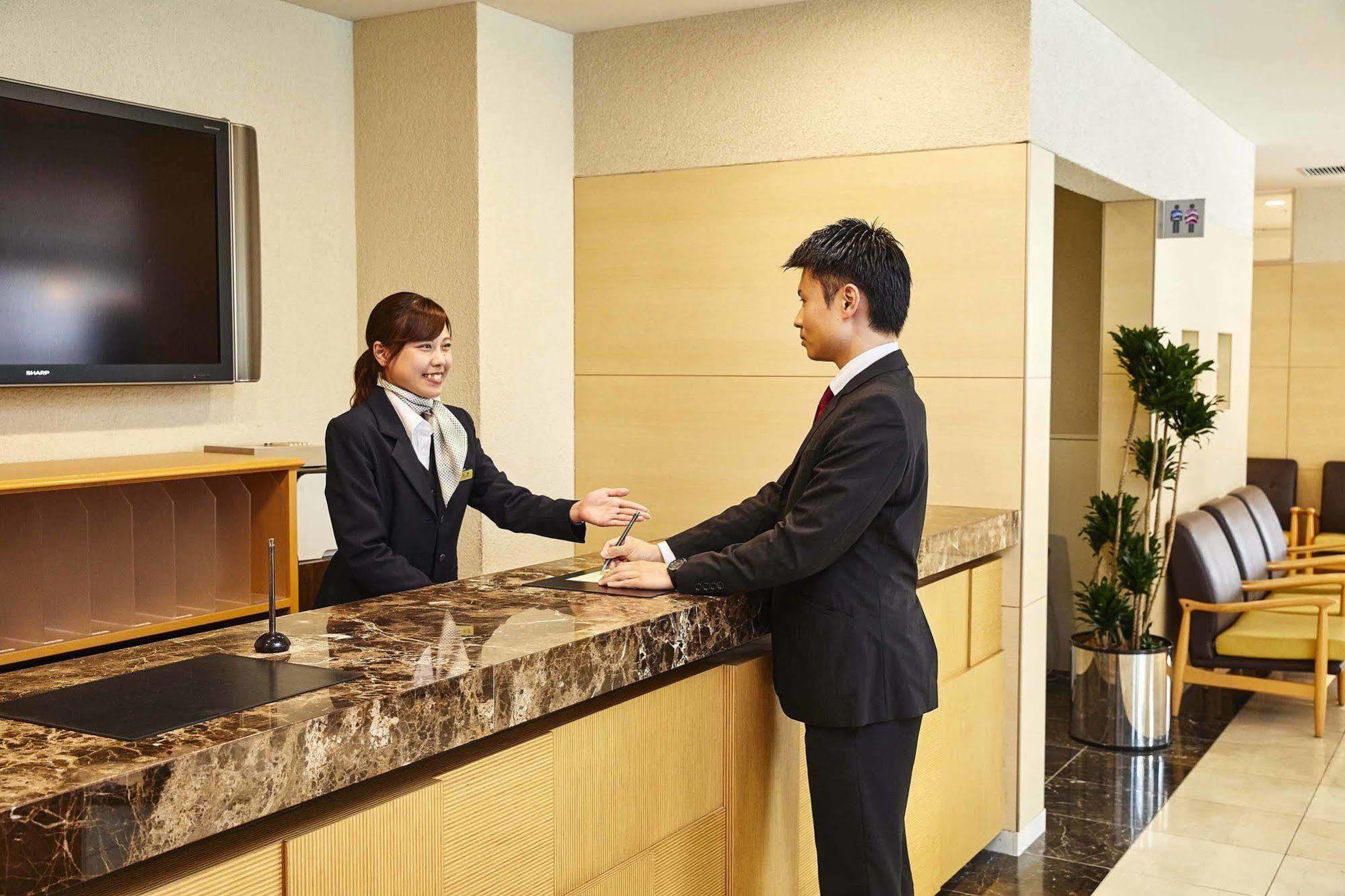 Hotel Lumiere Nishikasai 3*