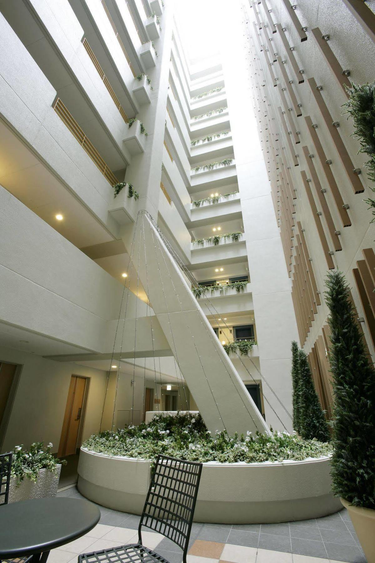 Lumiere Nishikasai Hotel