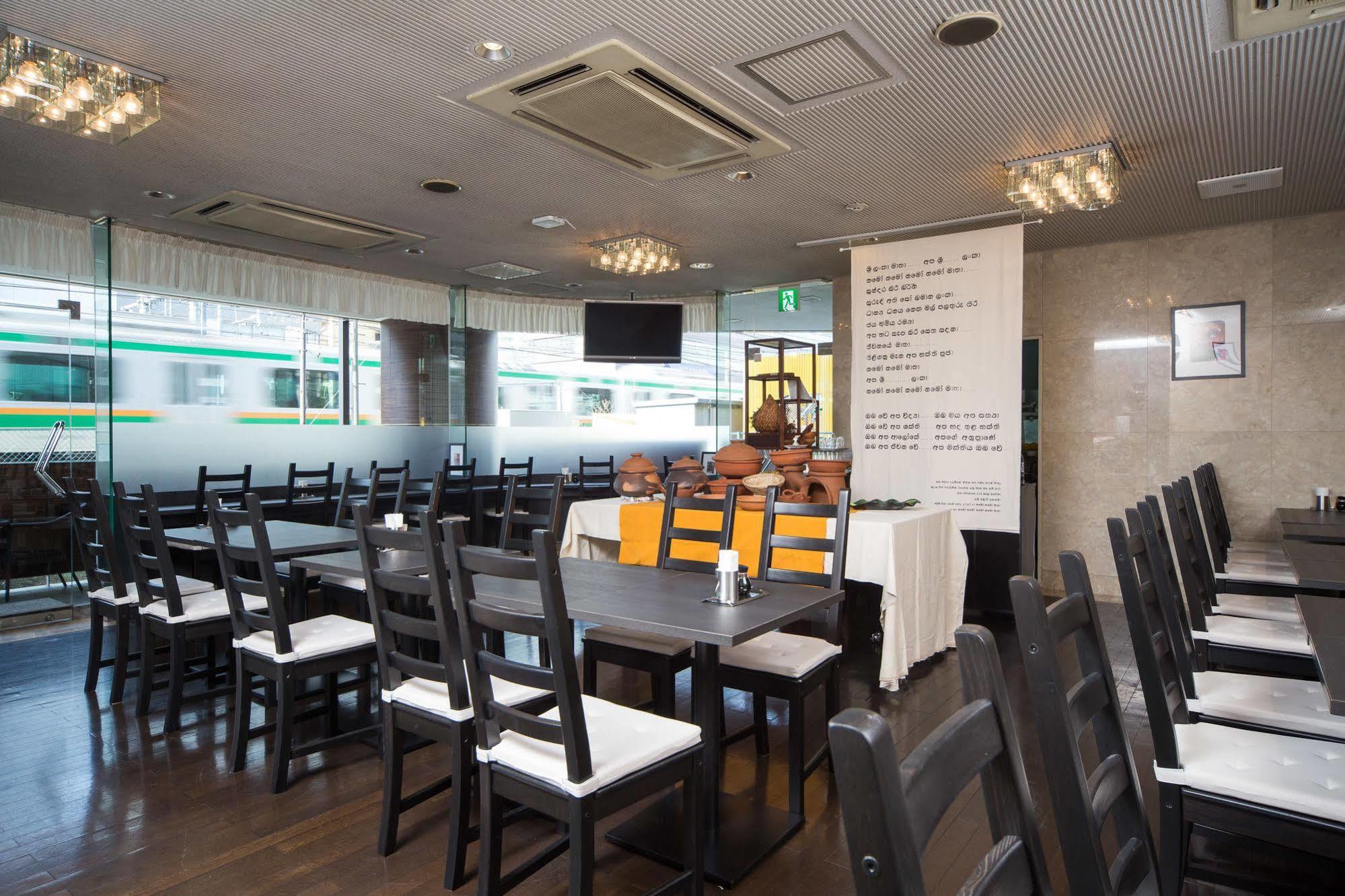 Hotel Urvest Kamata 4*