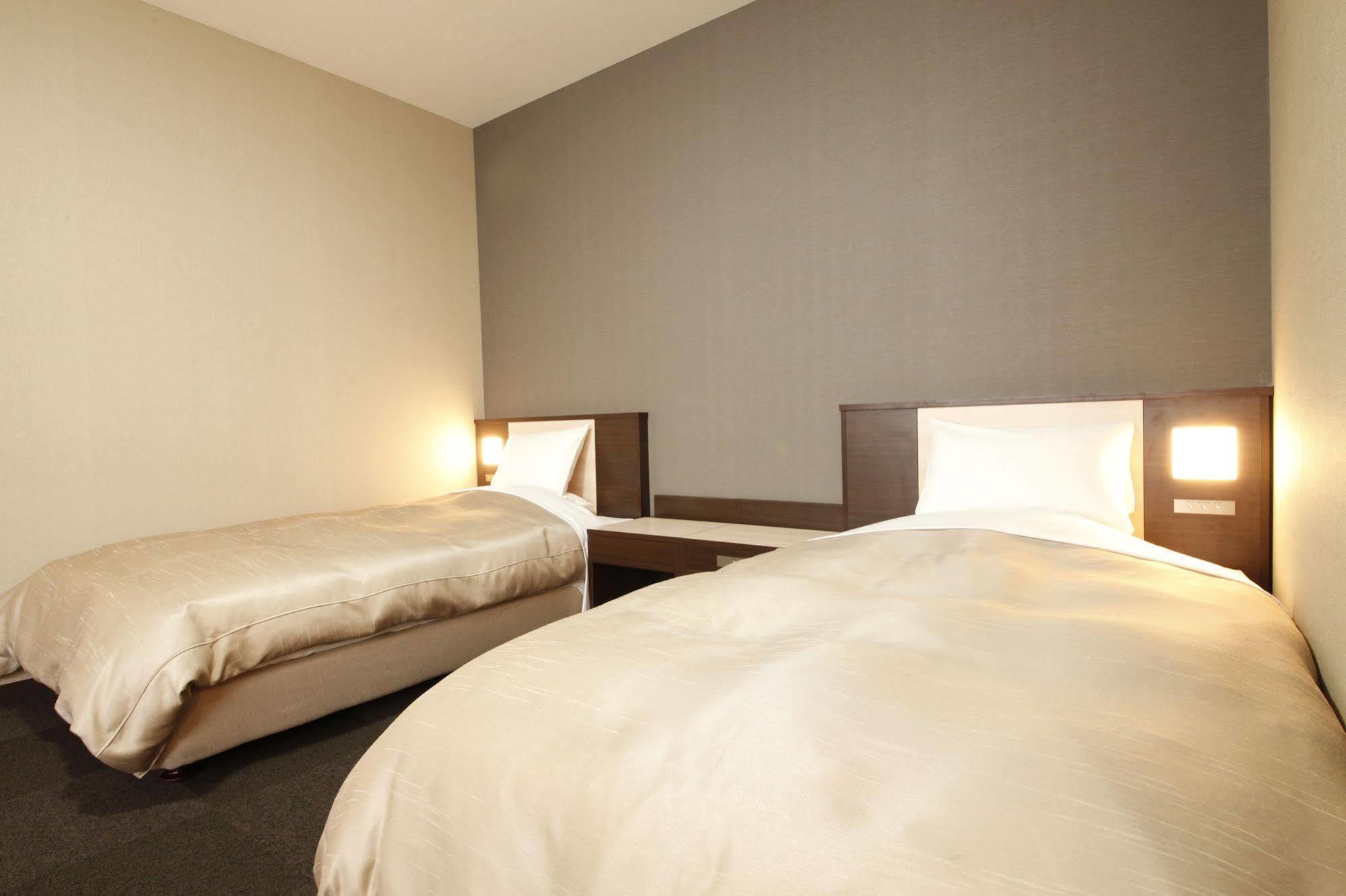 Hotel Mita Kaikan 2*