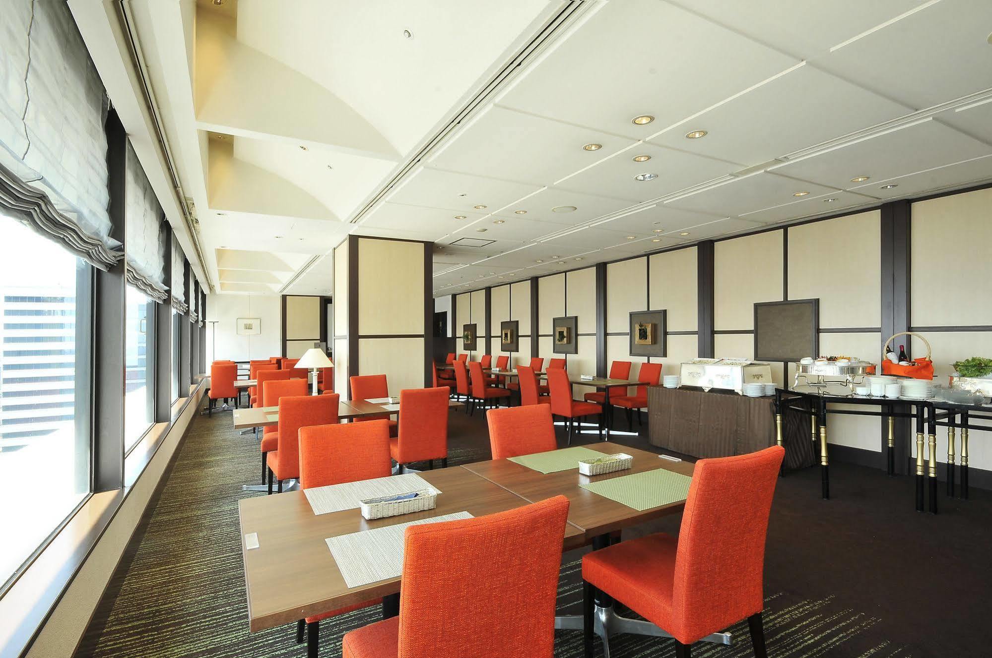 Nakano Sunplaza Hotel 3*