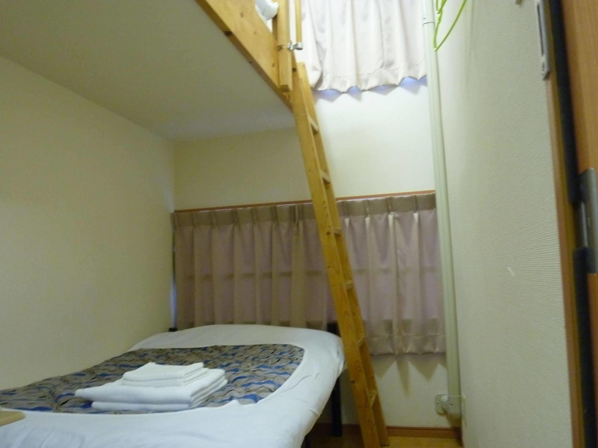 Hotel Meigetsu 2*
