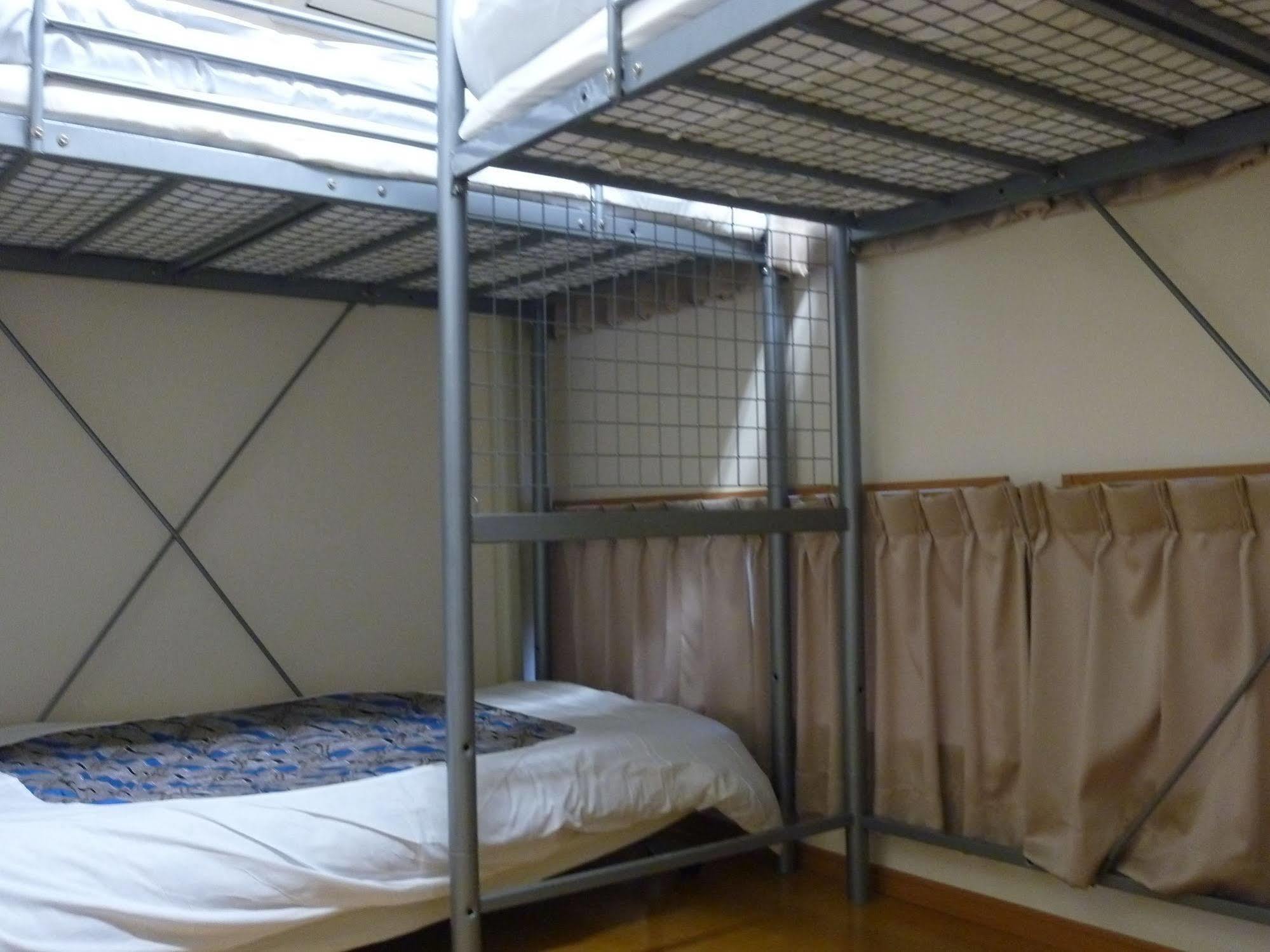 Meigetsu Hotel 2*