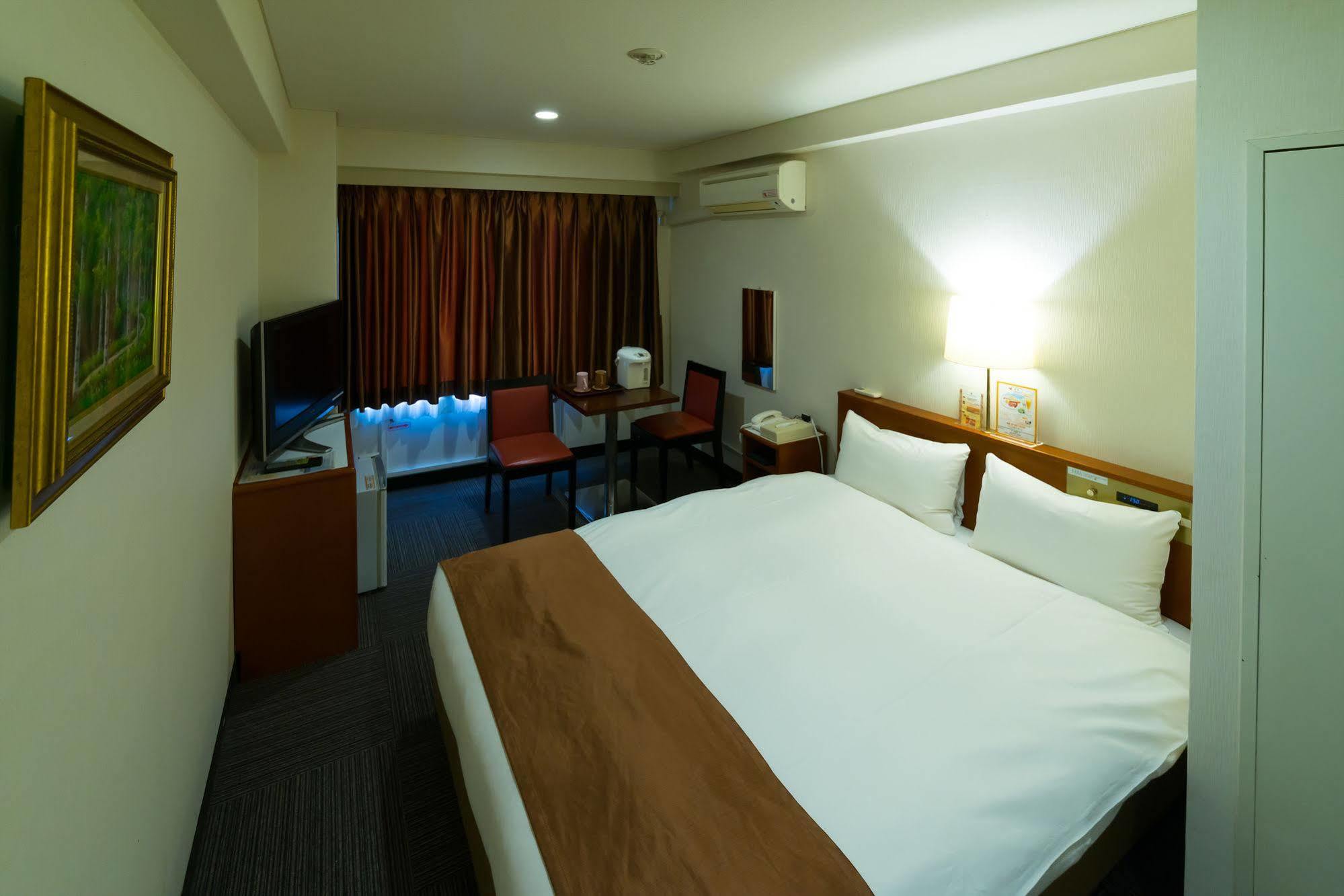 Hotel Plaza Tokyo