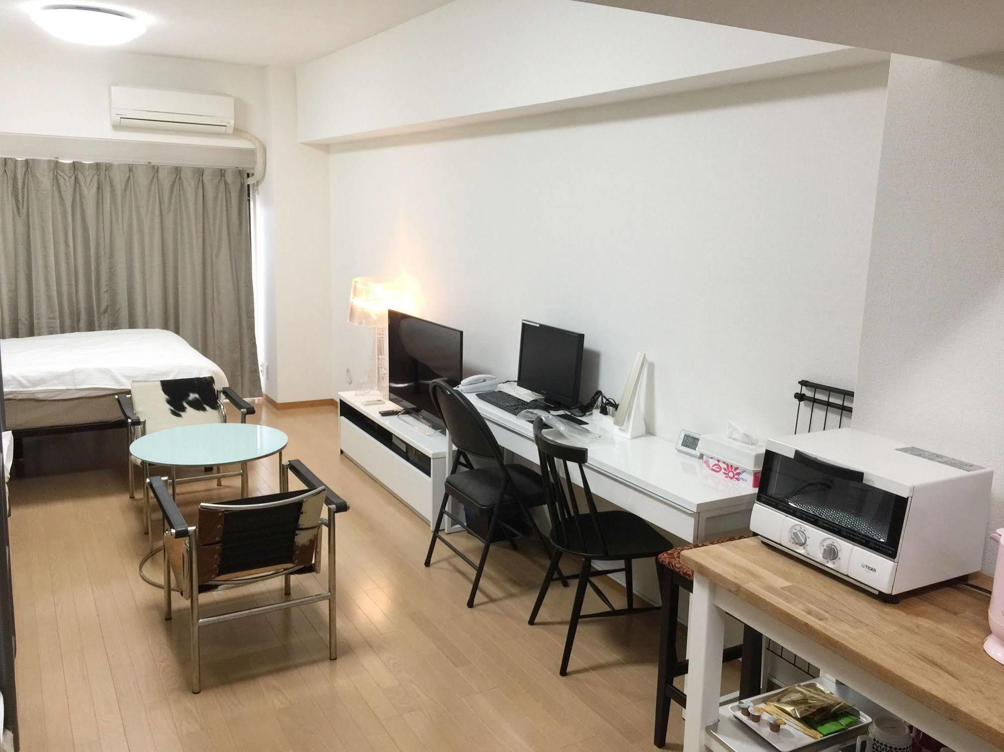 Shinjuku N.u.t.s Hotel 2*