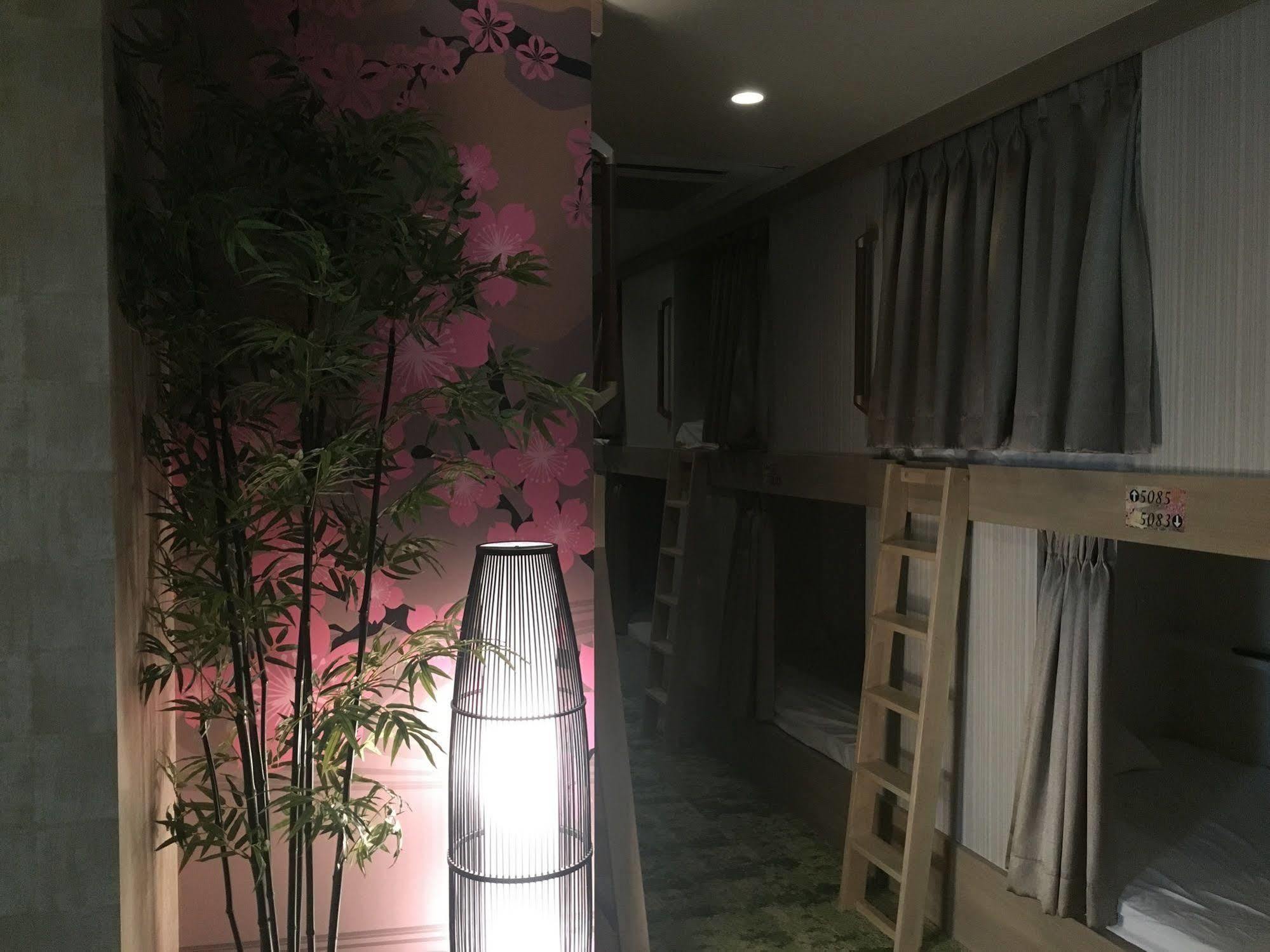 Ueno Station Oriental 1 Male Only Hotel