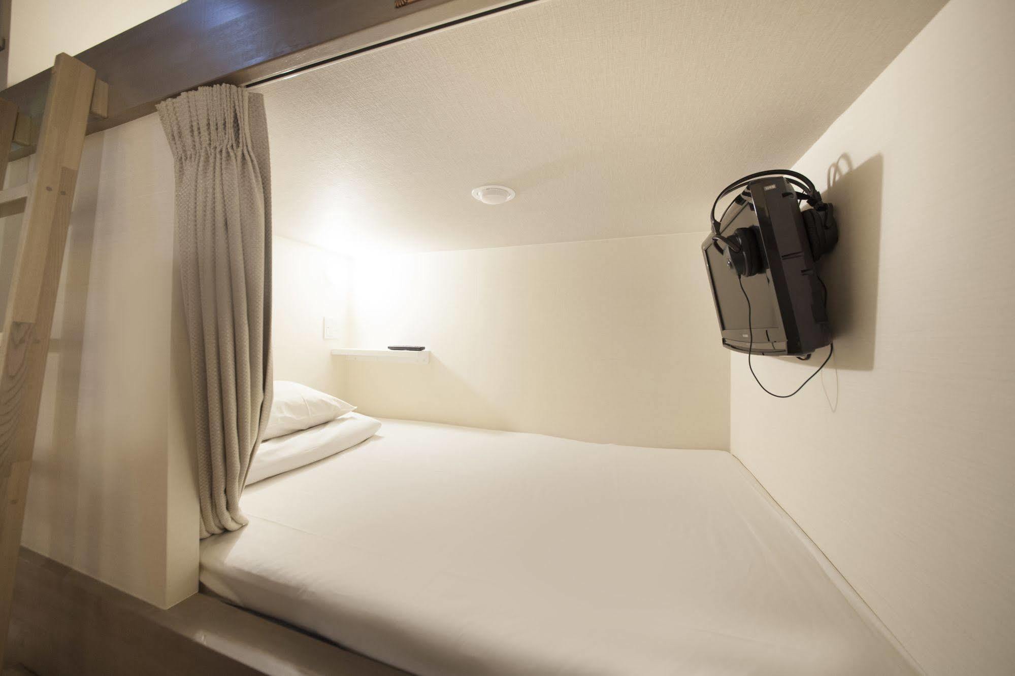 Ueno Station Oriental 1 Male Only Hotel